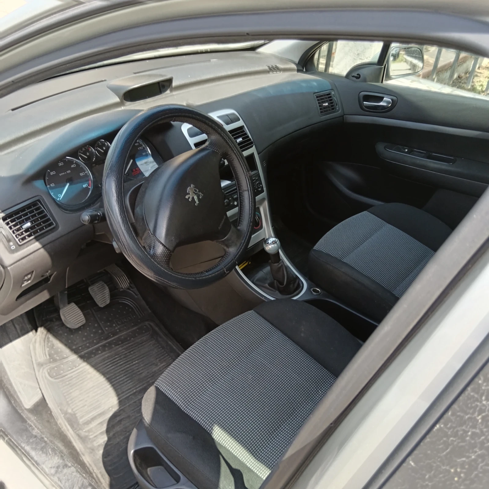 Peugeot 307 1.6 - изображение 7