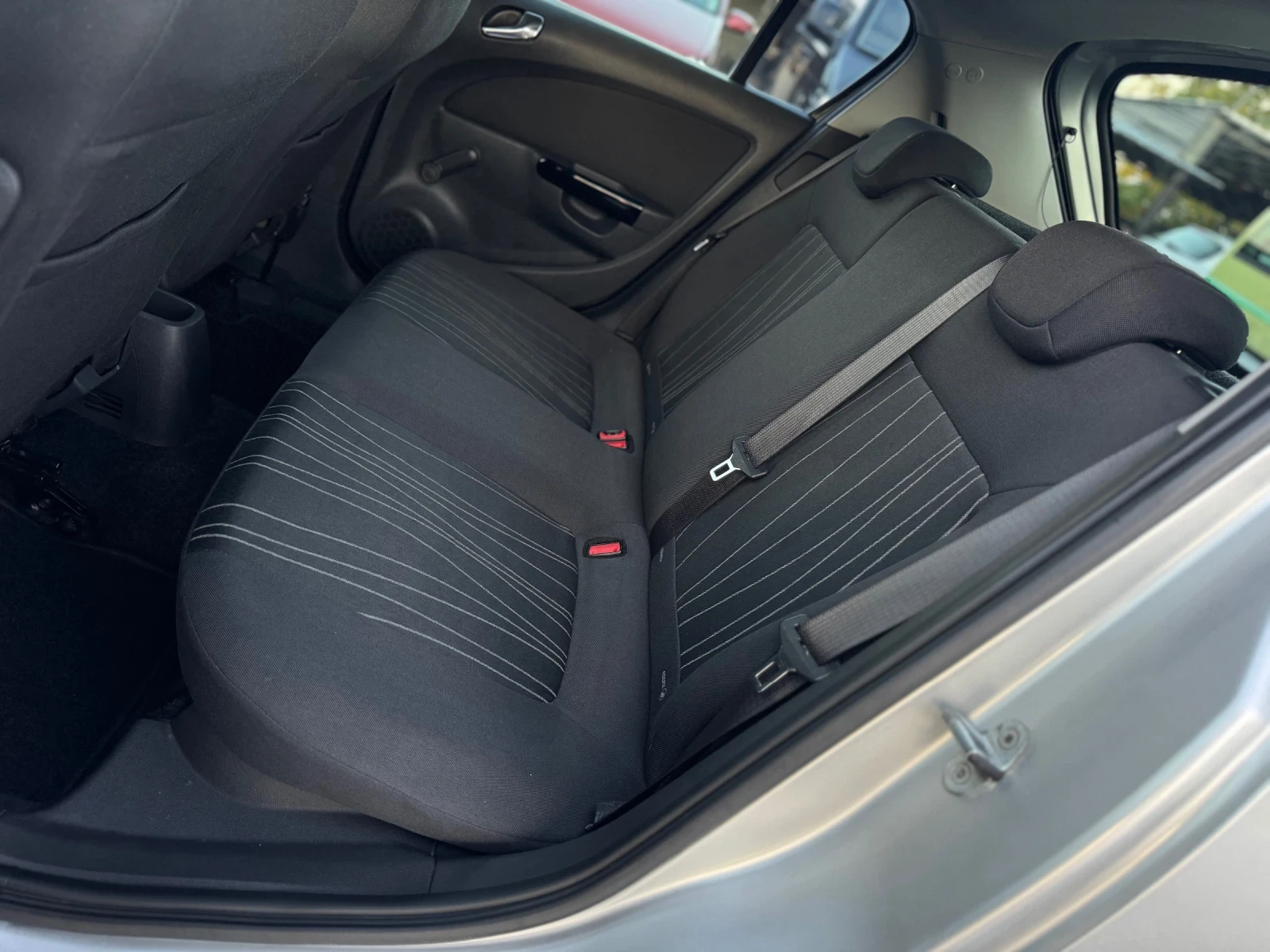 Opel Corsa 1.2i 85 КЛИМАТИК | Mobile.bg — изображение 12