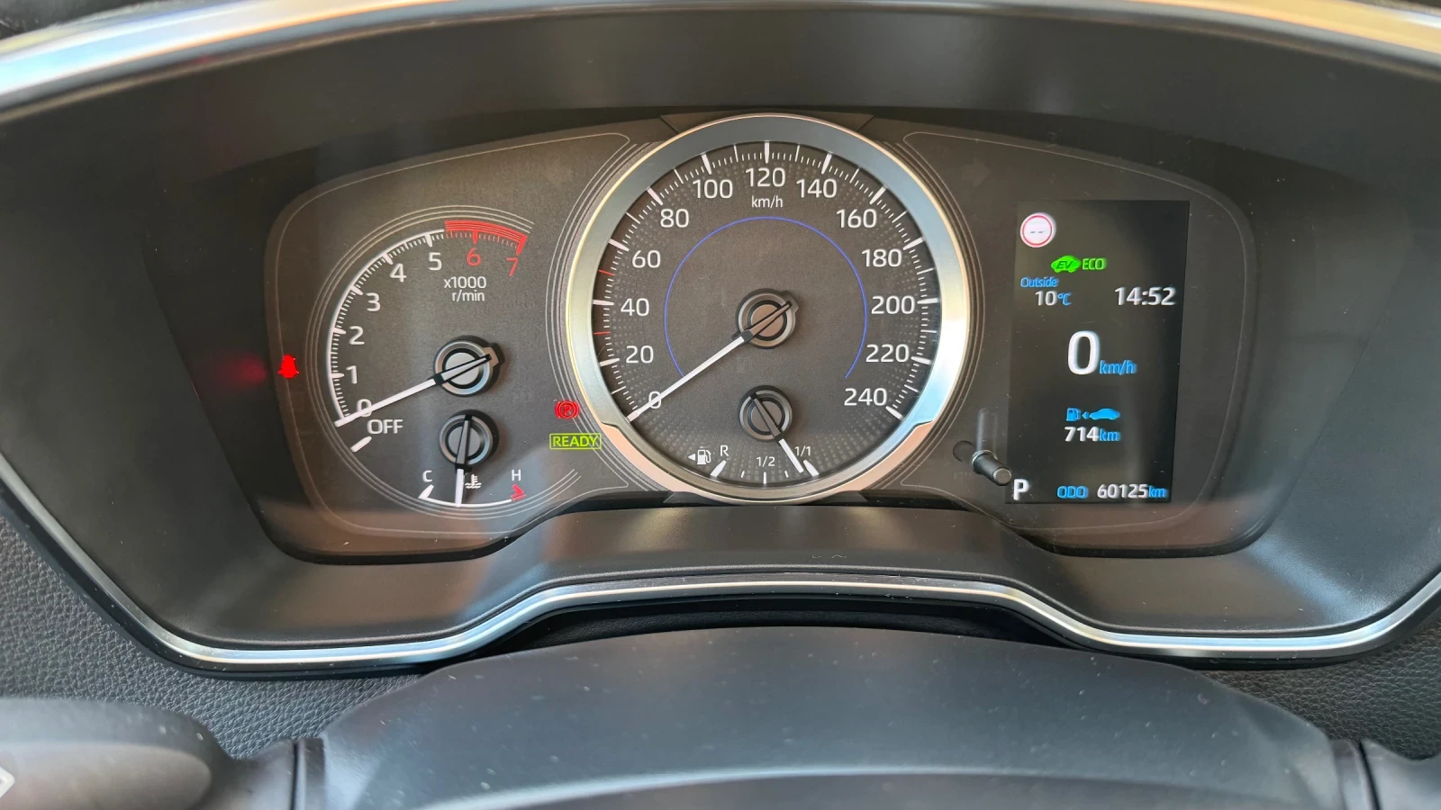 Toyota Corolla 1.8 Hybrid Sedan | Mobile.bg   17