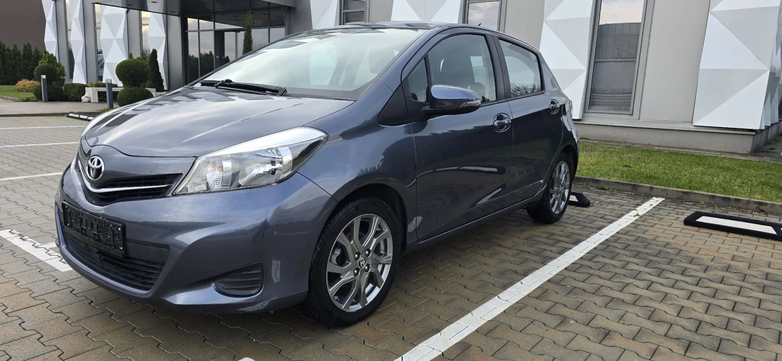 Toyota Yaris 1.33 99к.с.ЛИЗИНГ/БЕНЗИН - изображение 3