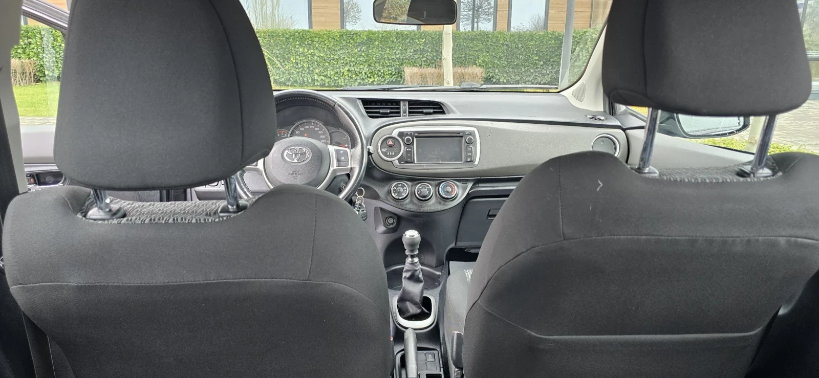 Toyota Yaris 1.33 99�.�.������/������ | Mobile.bg � ����������� 13