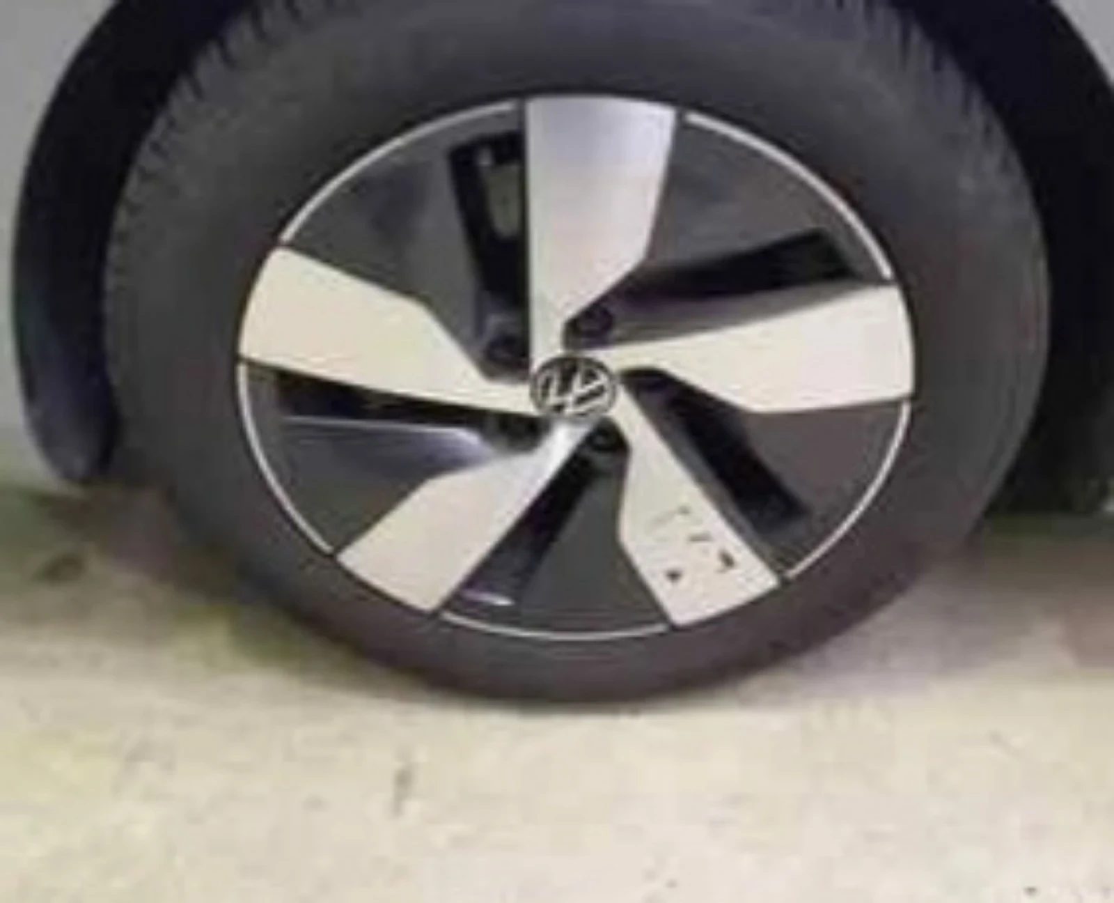 VW Passat Variant 2.0 TDI DSG.110KW.KAMERA.LED.NAVI - изображение 9