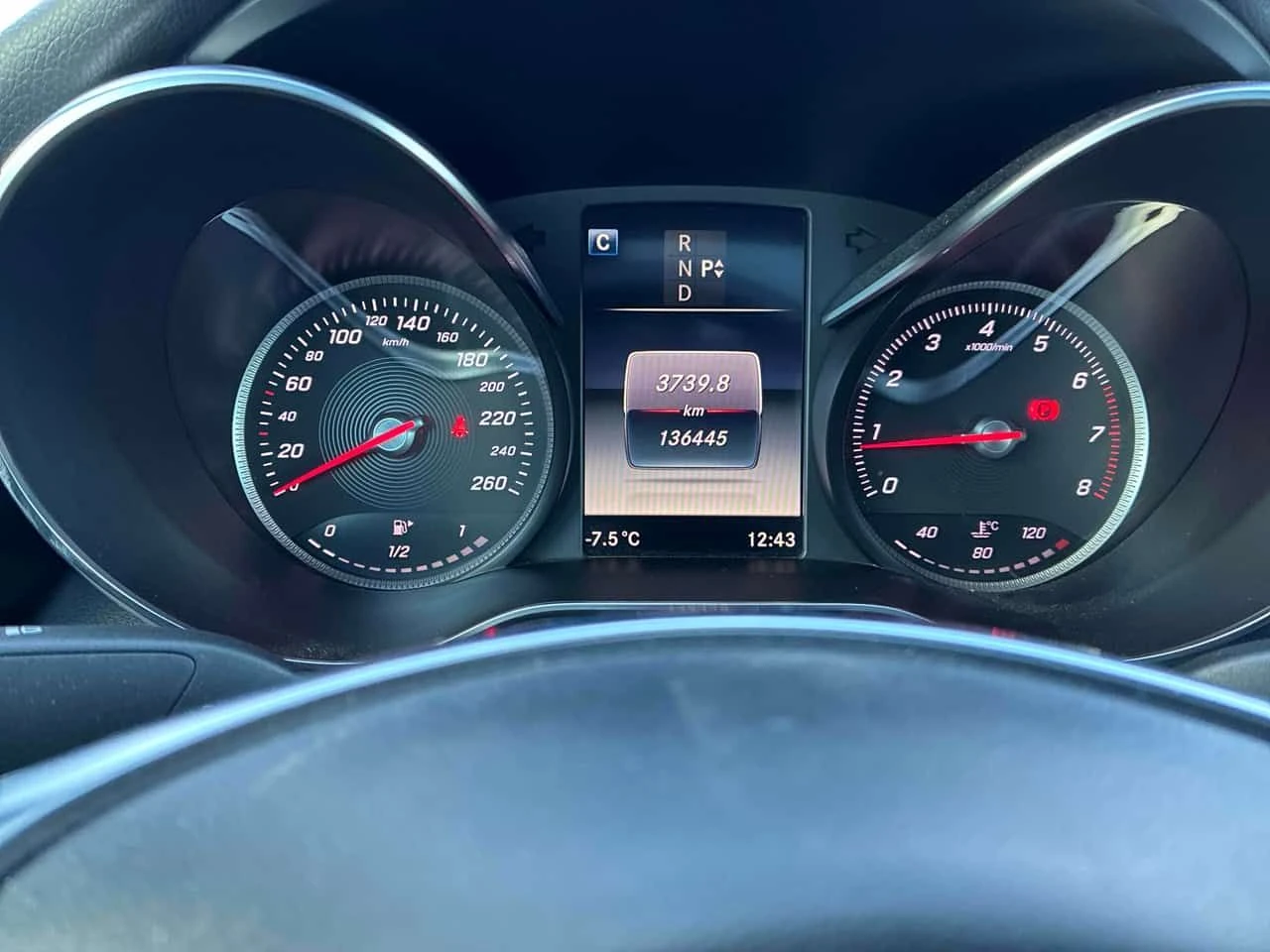 Mercedes-Benz C 300 * CARFAX * 360 * ПОДГРЕВИ * ПАМЕТ, снимка 8 - Автомобили и джипове - 54047331