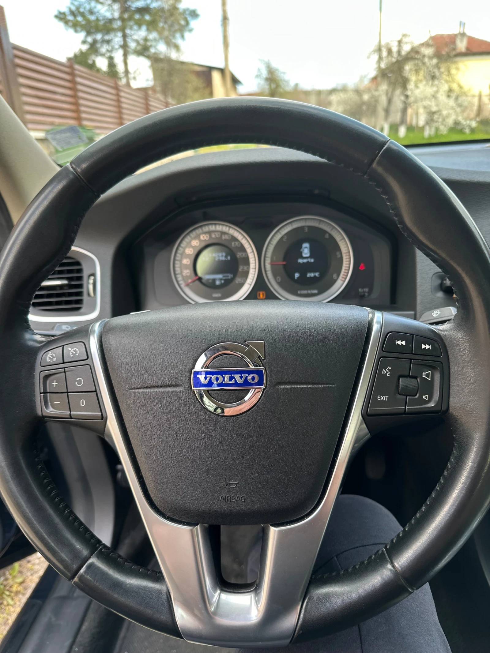 Volvo S60 S60 d3, снимка 10 - Автомобили и джипове - 54174218