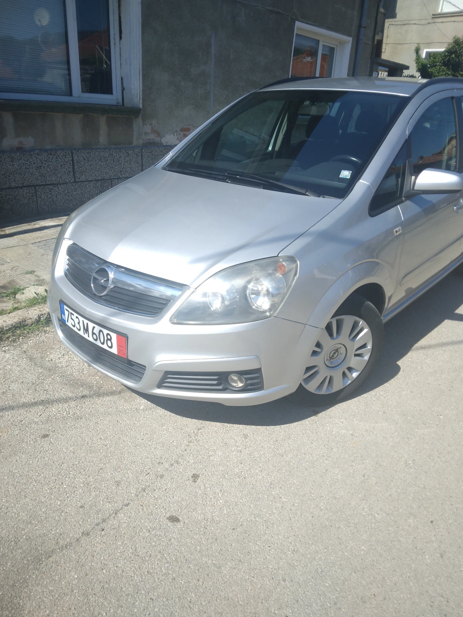 Opel Zafira, снимка 11 - Автомобили и джипове - 54772120