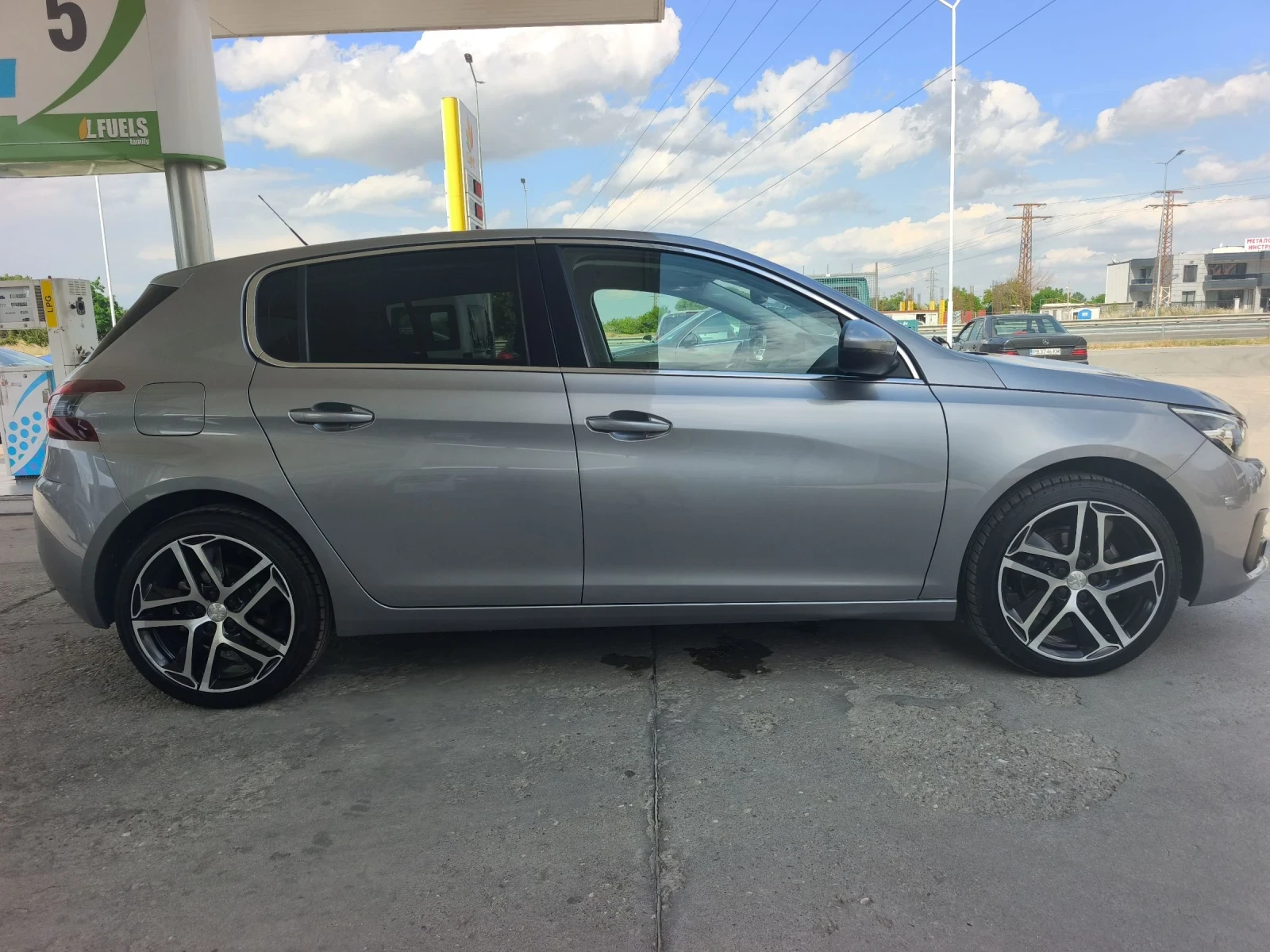 Peugeot 308 1.6HDI 120kc ALURRE NEW !!!!, снимка 4 - Автомобили и джипове - 54932337