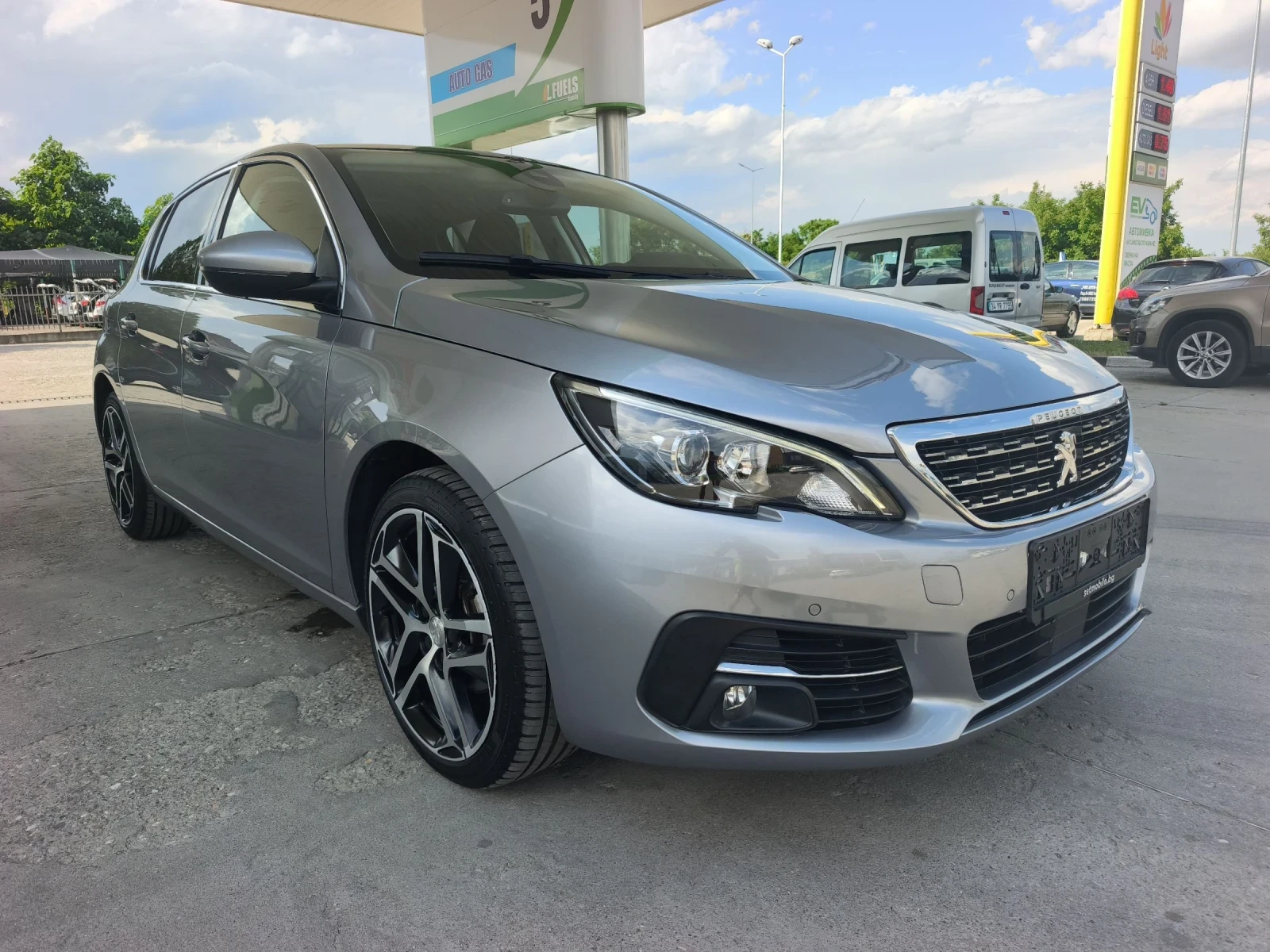 Peugeot 308 1.6HDI 120kc ALURRE NEW !!!!, снимка 3 - Автомобили и джипове - 54932337