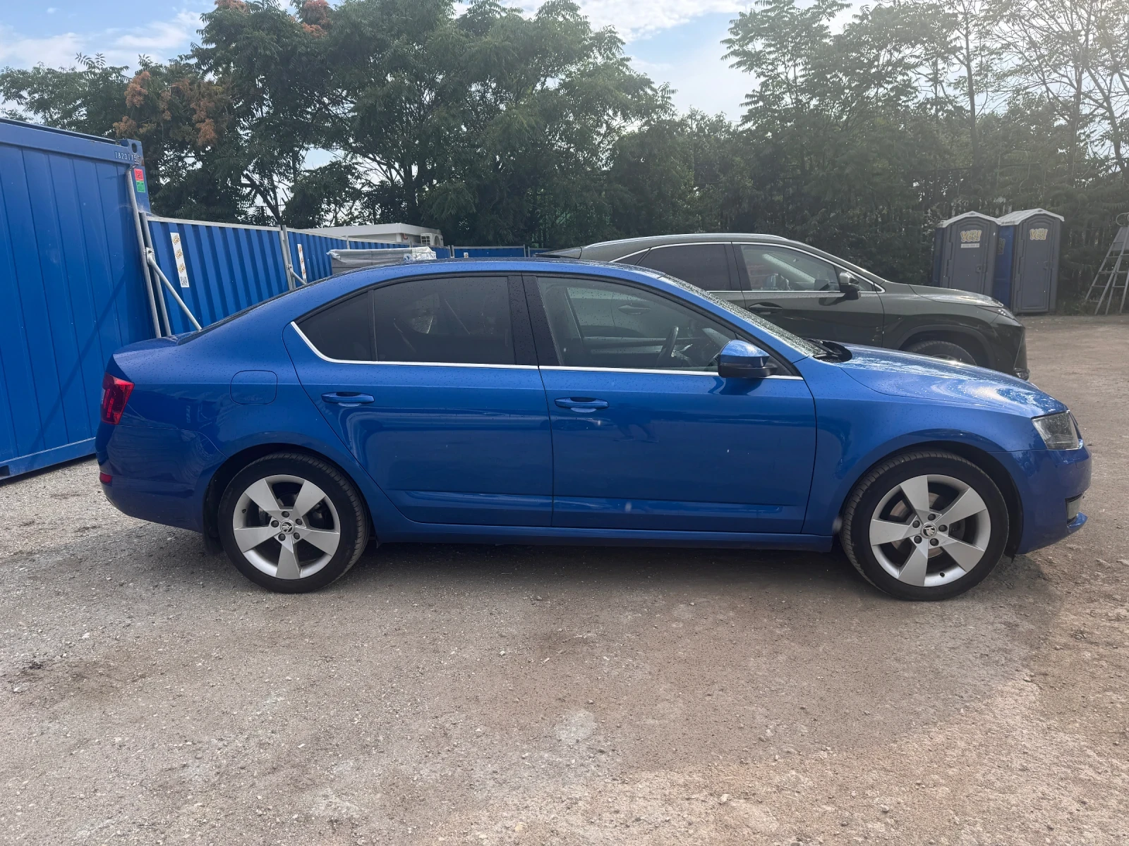 Skoda Octavia Canton/Bi-xenon/Високо ниво., снимка 7 - Автомобили и джипове - 55037778