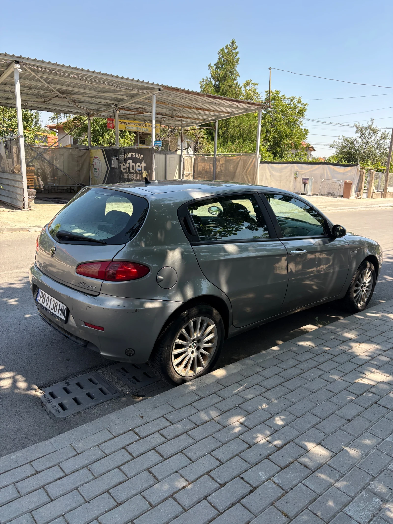 Alfa Romeo 147 2.0 Газ/бензин, снимка 6 - Автомобили и джипове - 55647484