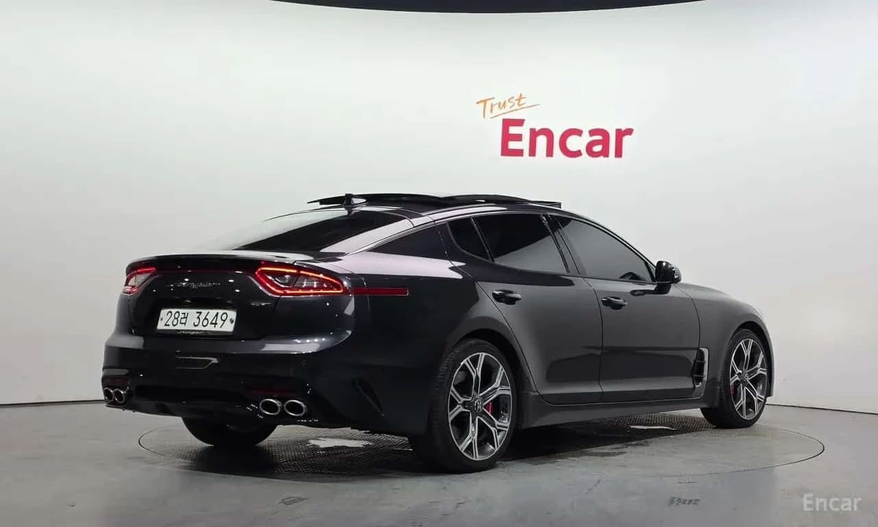 Kia Stinger * 3.3 Turbo 2WD * ЦЕНА ДО БГ, снимка 2 - Автомобили и джипове - 55709515
