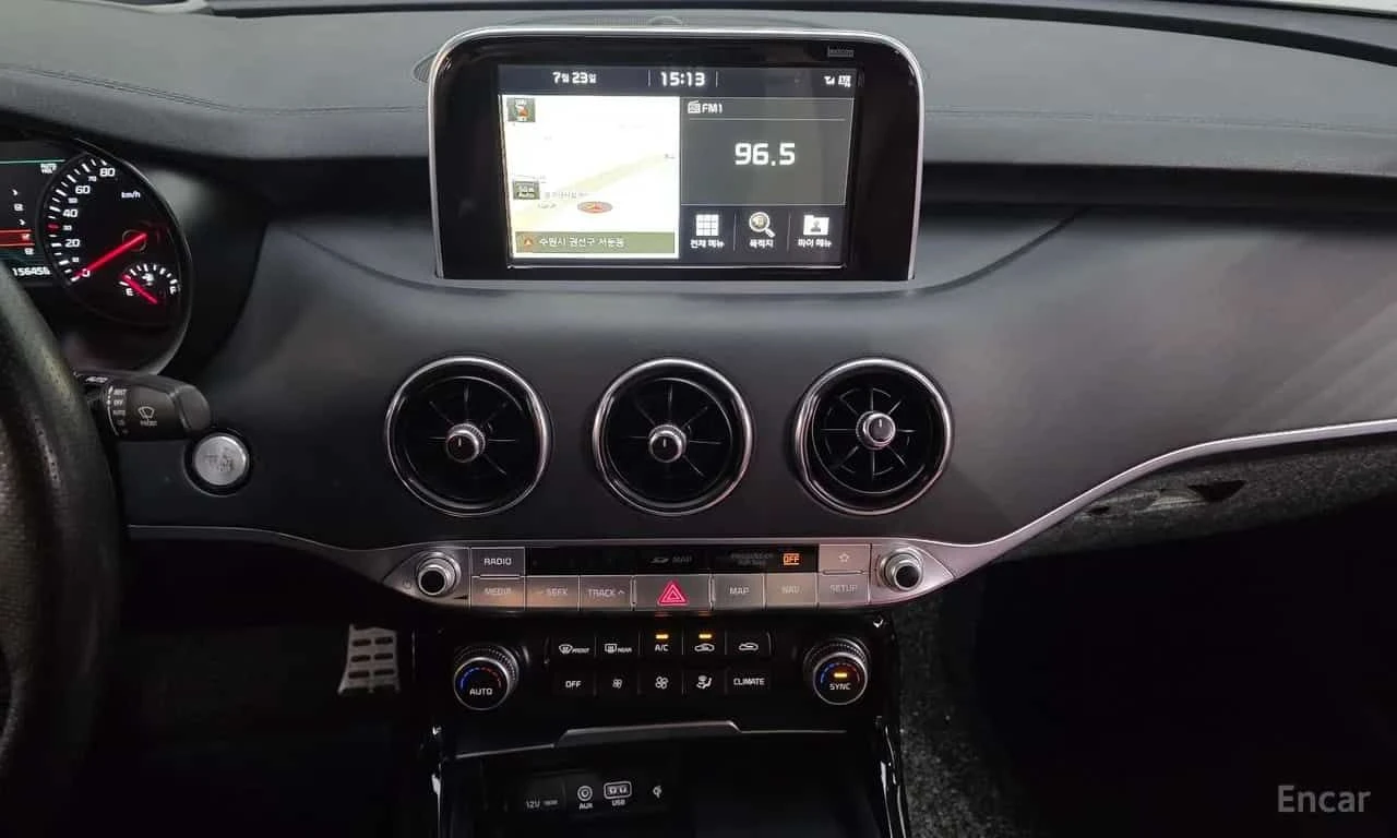 Kia Stinger * 3.3 Turbo 2WD * ЦЕНА ДО БГ, снимка 9 - Автомобили и джипове - 55709515