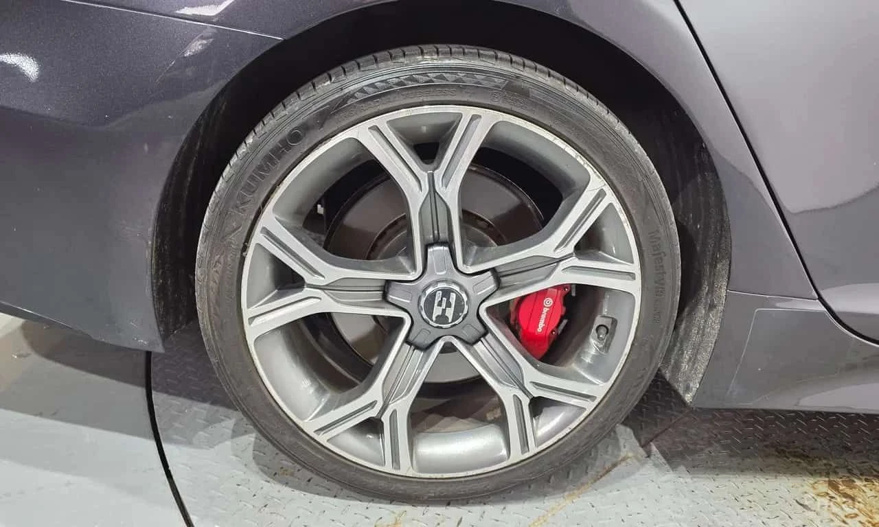 Kia Stinger * 3.3 Turbo 2WD * ЦЕНА ДО БГ, снимка 16 - Автомобили и джипове - 55709515
