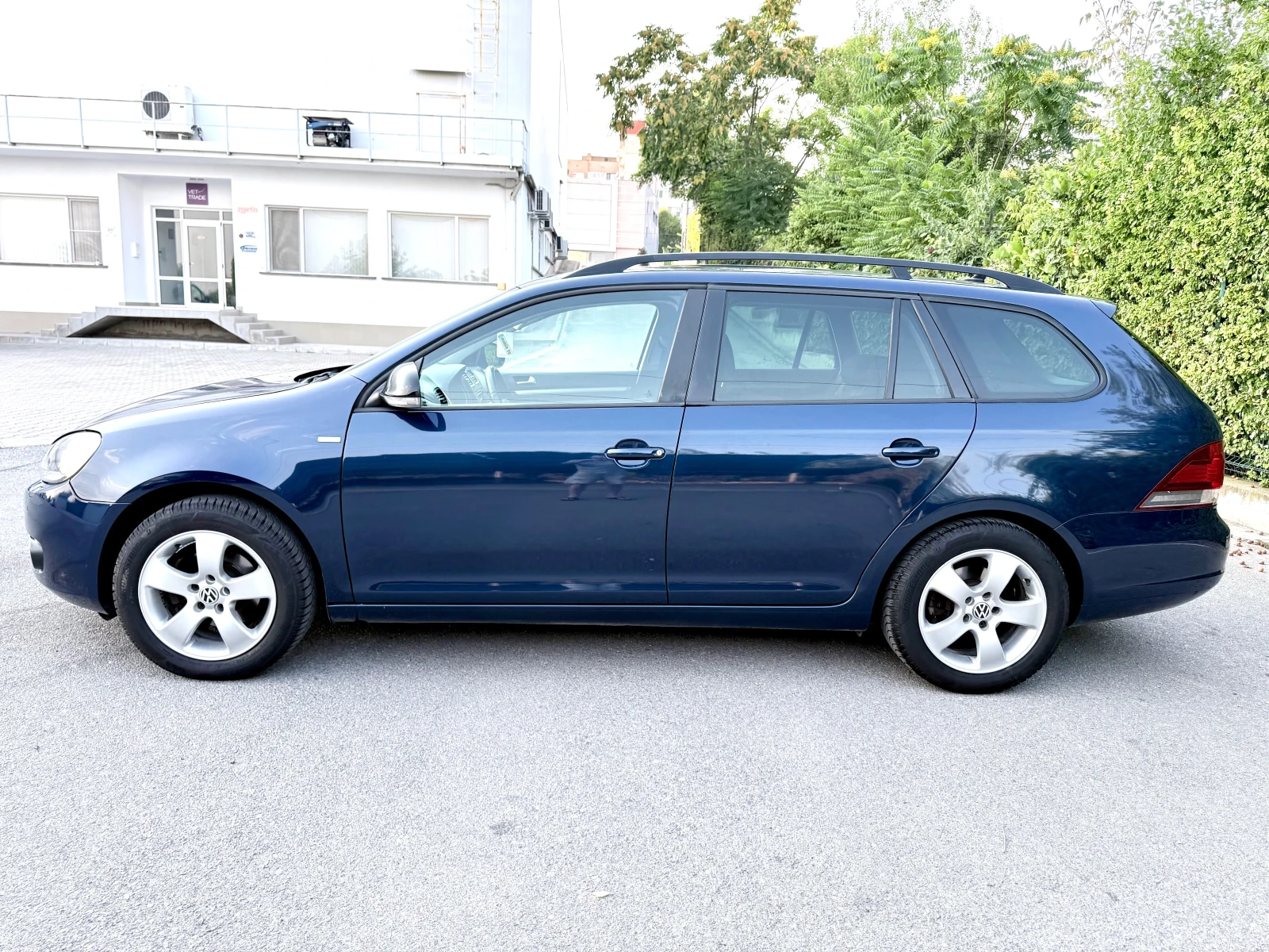 VW Golf, снимка 2 - Автомобили и джипове - 55710363