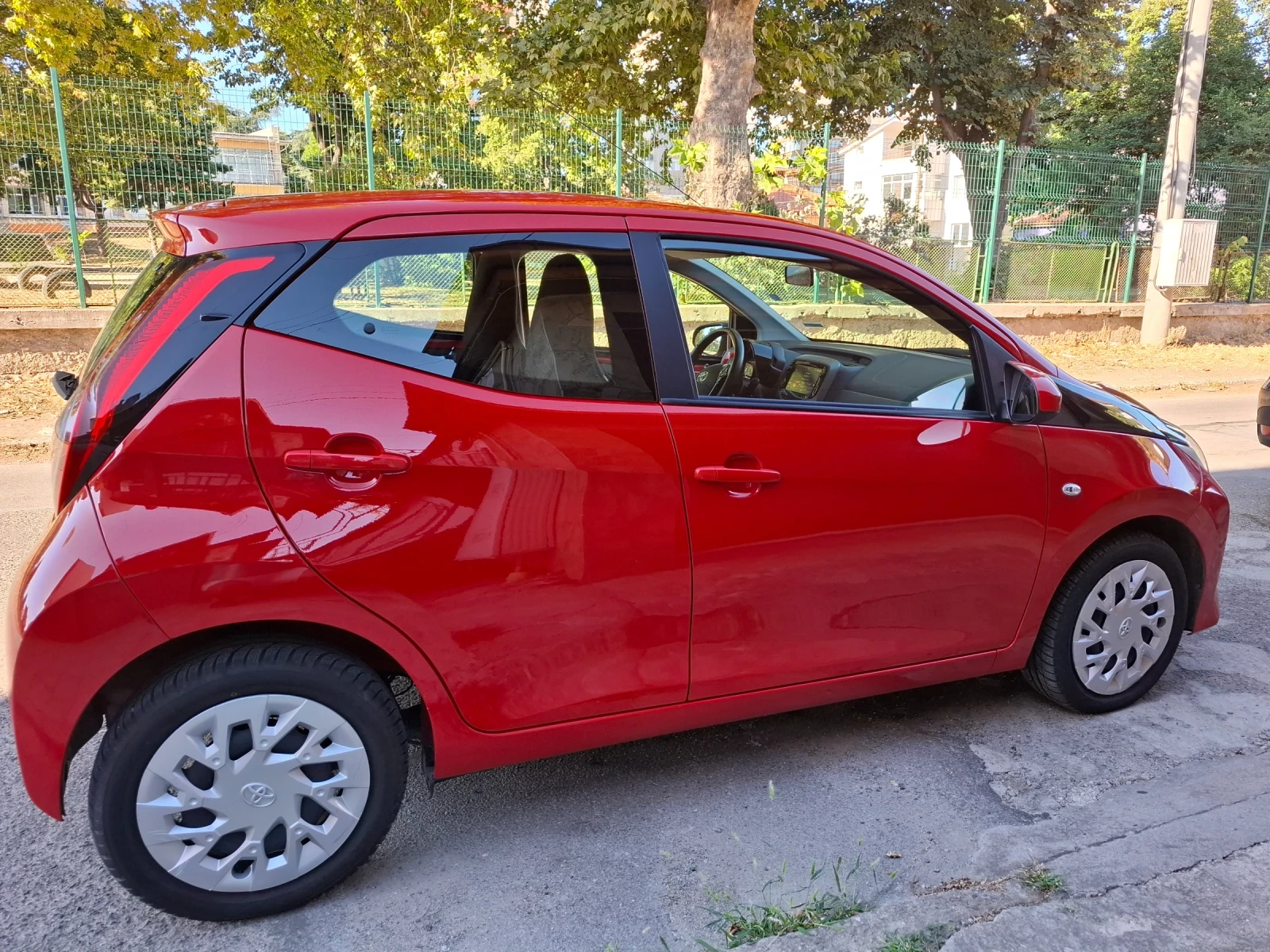 Toyota Aygo X-connect, снимка 5 - Автомобили и джипове - 56125421