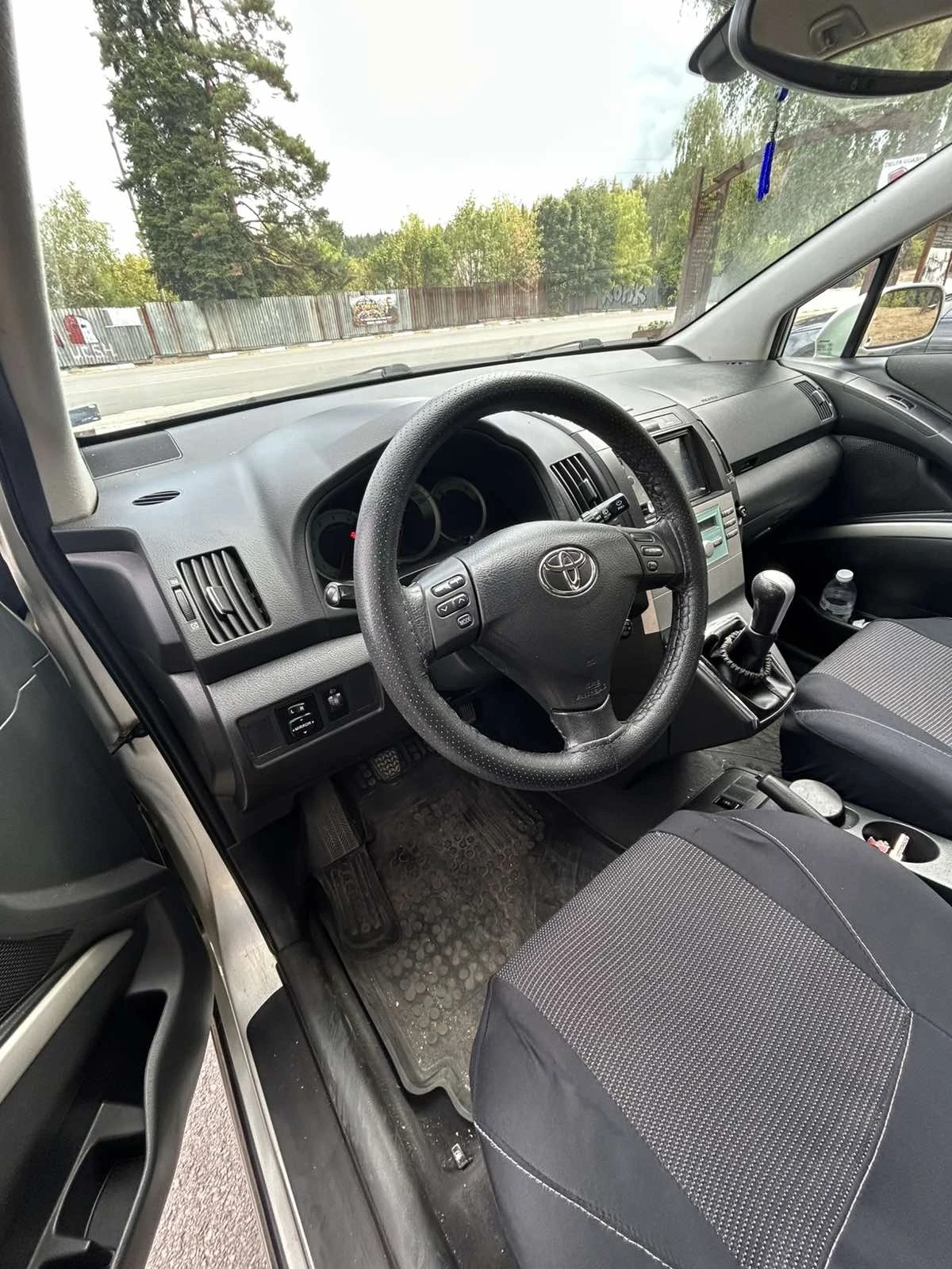 Toyota Corolla verso 2 d4d 116к.с., снимка 12 - Автомобили и джипове - 56247553