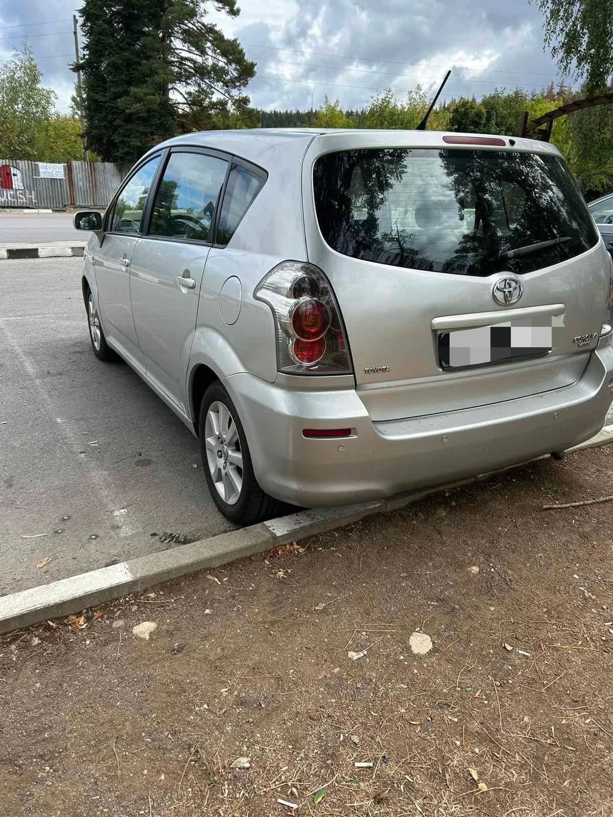 Toyota Corolla verso 2 d4d 116к.с., снимка 4 - Автомобили и джипове - 56247553