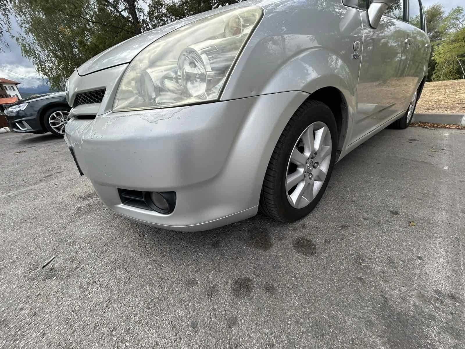 Toyota Corolla verso 2 d4d 116к.с., снимка 8 - Автомобили и джипове - 56247553