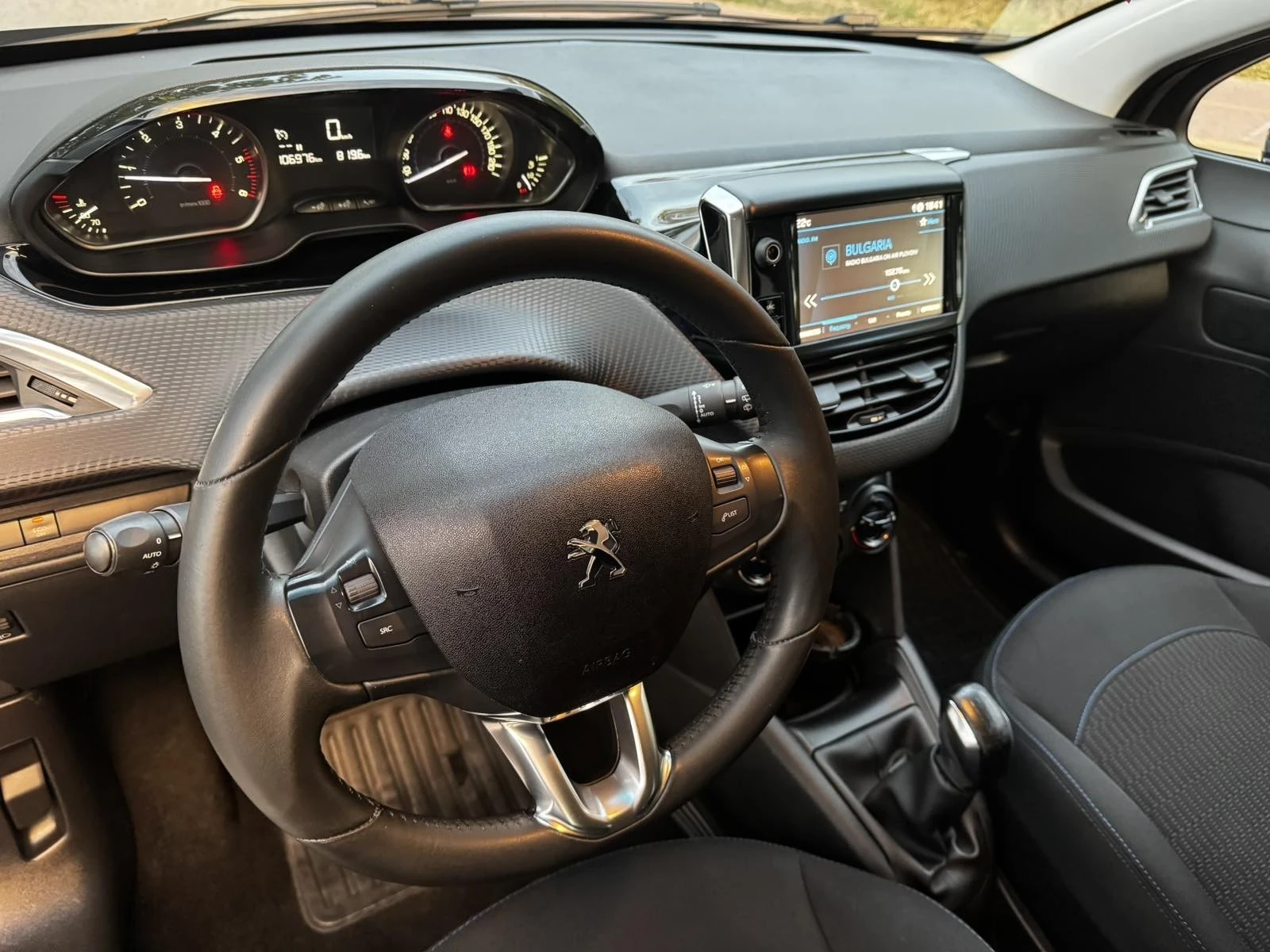Peugeot 208 1.5 HDI | Mobile.bg � ����������� 11