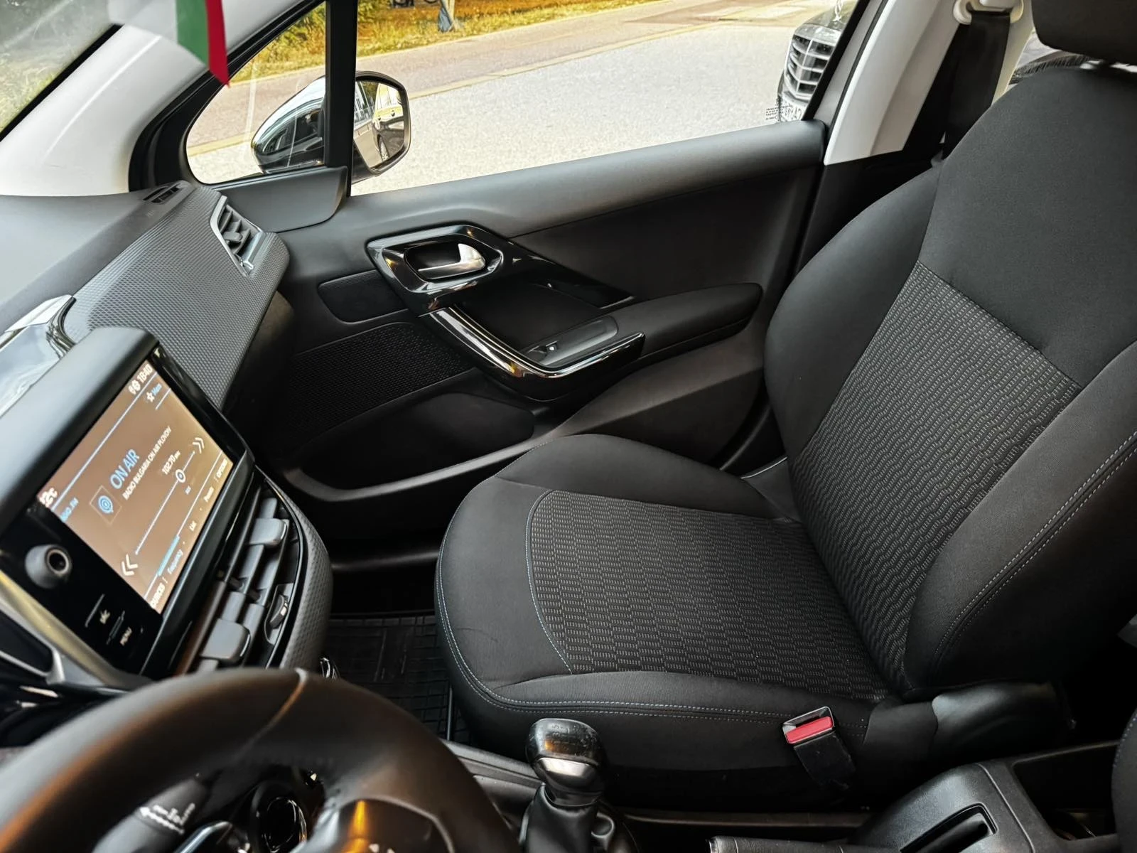 Peugeot 208 1.5 HDI | Mobile.bg � ����������� 7