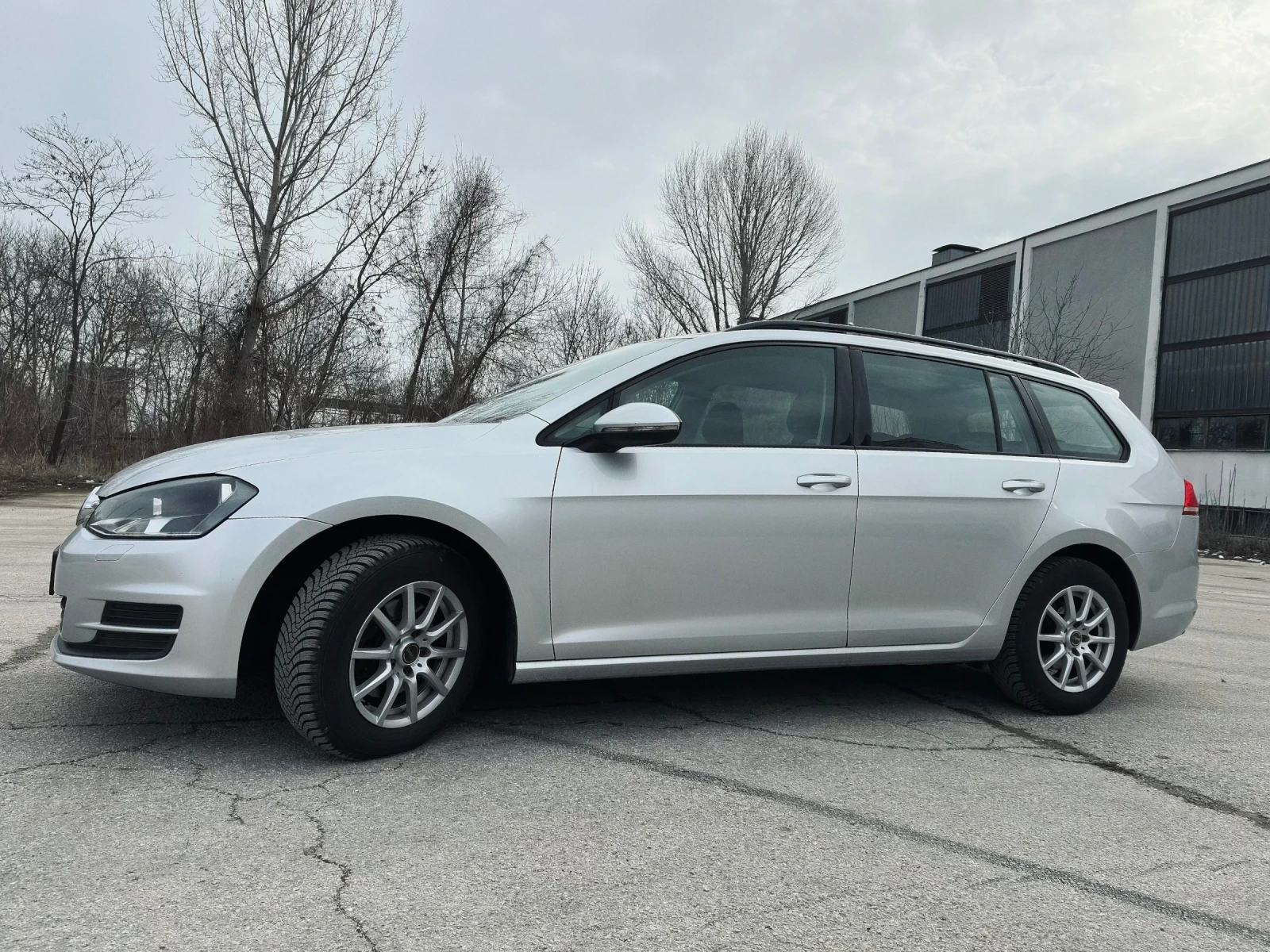 VW Golf, снимка 2 - Автомобили и джипове - 56632282