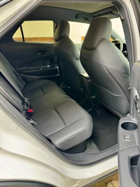 Toyota C-HR 2.0 PHEV Premiere Edition(HERO) Платено Каско и ГО | Auto.bg — изображение 15