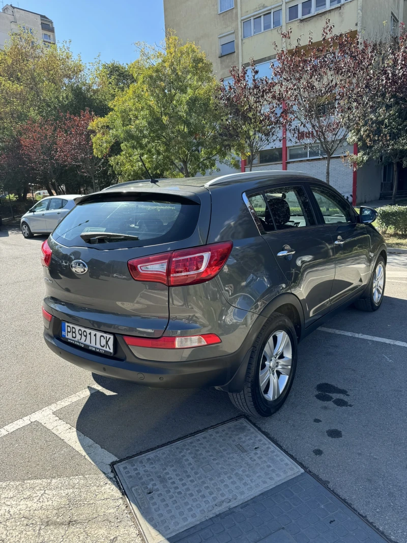 Kia Sportage 1.6 GDI, снимка 3 - Автомобили и джипове - 47366073