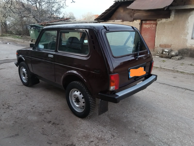 Lada Niva 1.7, снимка 3 - Автомобили и джипове - 49507958