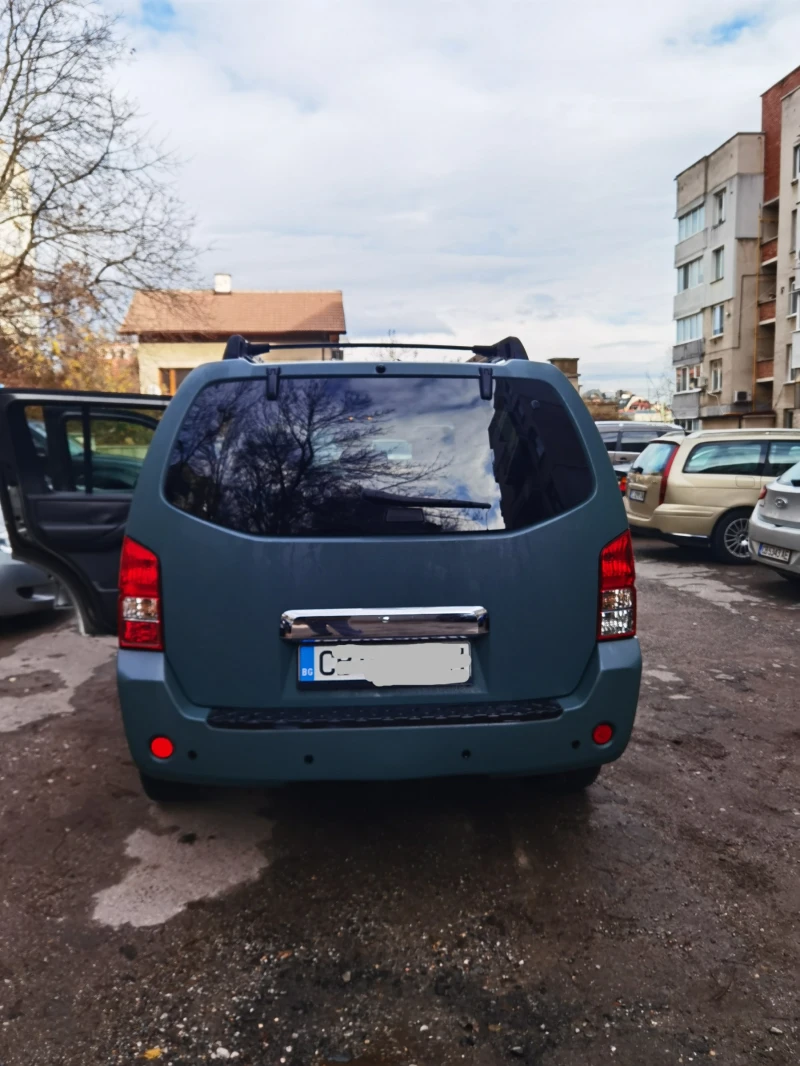 Nissan Pathfinder, снимка 6 - Автомобили и джипове - 51250150