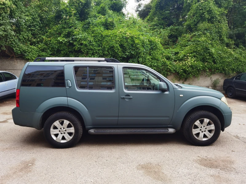 Nissan Pathfinder, снимка 2 - Автомобили и джипове - 51250150