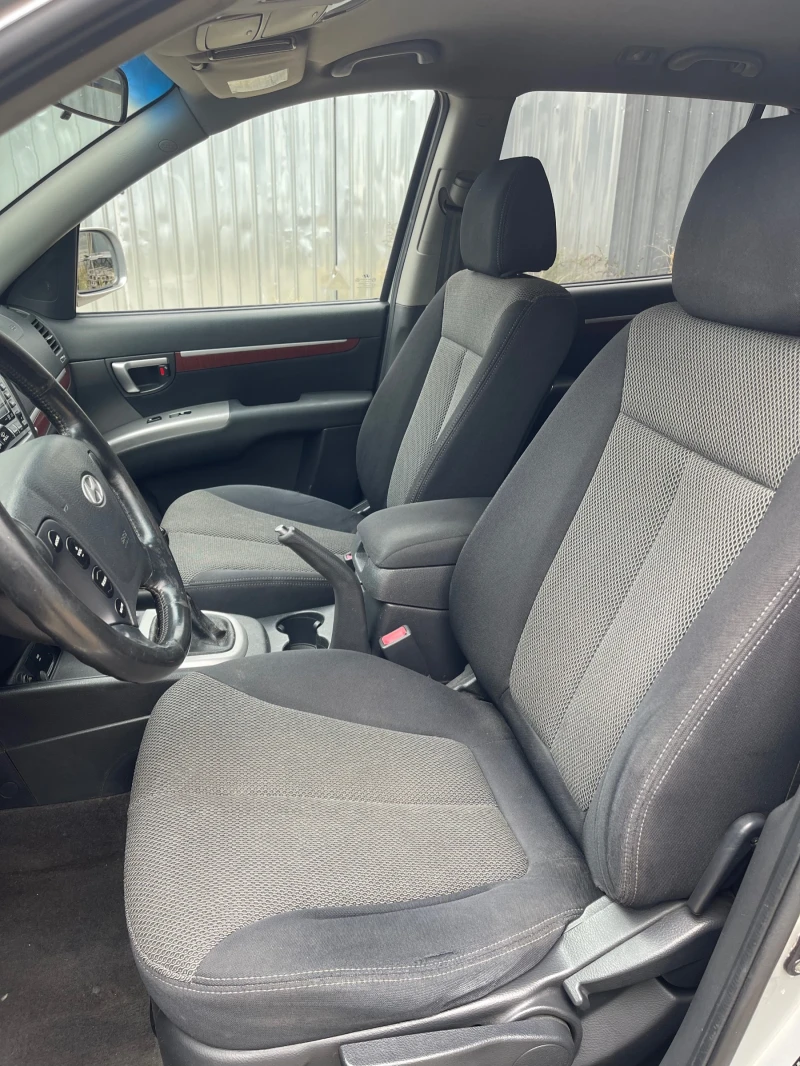 Hyundai Santa fe 2.2CRDi-150к.с/ 4х4/ 6скорости/ Климатроник/Италия, снимка 10 - Автомобили и джипове - 51911752