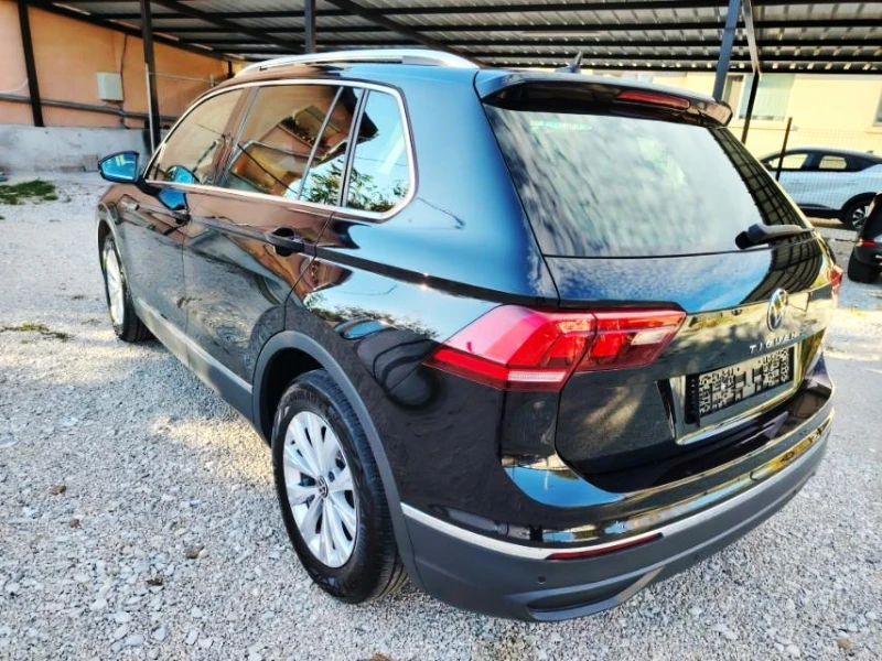 VW Tiguan 2021гDSG-2.0TDi-150кс-FACE-ПЕРФЕКТЕН!, снимка 4 - Автомобили и джипове - 52284514