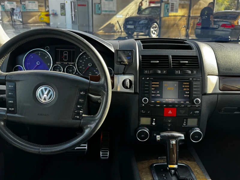 VW Touareg VW Touareg 5.0 TDI V10 313hp, снимка 11 - Автомобили и джипове - 52401564