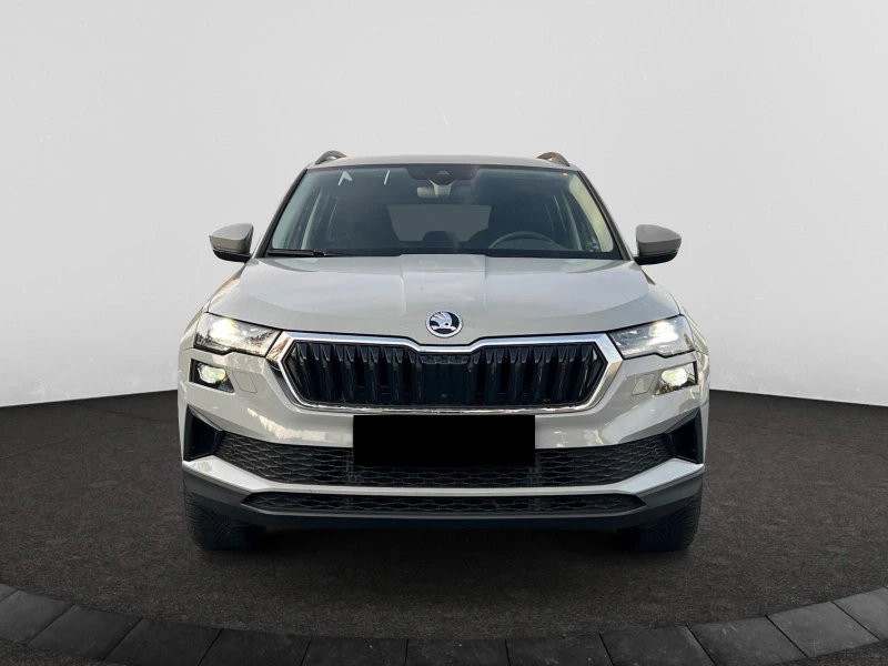 Skoda Karoq 2.0TDI* DSG* LED* NAVI* CARPLAY* , снимка 2 - Автомобили и джипове - 52442884
