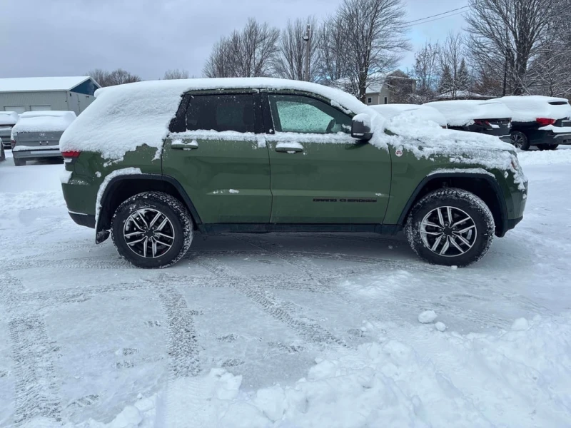 Jeep Grand cherokee 2021 Trailhawk * CARFAX * БЕЗ ПЪРВОНАЧАЛНА ВНОСКА, снимка 4 - Автомобили и джипове - 52959204