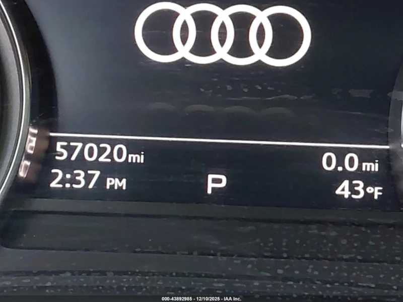 Audi SQ5 * PREMIUM TFSI QUATTRO TIPTRONIC * CARFAX * , снимка 16 - Автомобили и джипове - 53423450