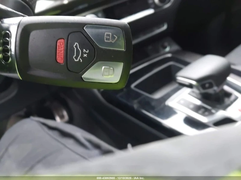 Audi SQ5 * PREMIUM TFSI QUATTRO TIPTRONIC * CARFAX * , снимка 11 - Автомобили и джипове - 53423450