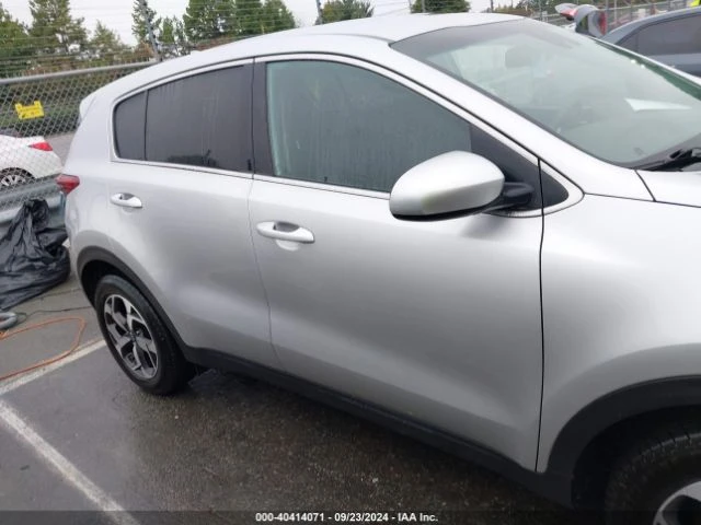 Kia Sportage 2.4L LX, снимка 12 - Автомобили и джипове - 47736950