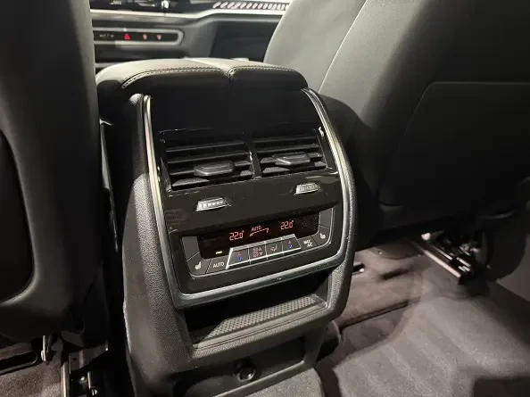 BMW X6 M60i xDrive = M-Sport Pro = Гаранция, снимка 10 - Автомобили и джипове - 53902890