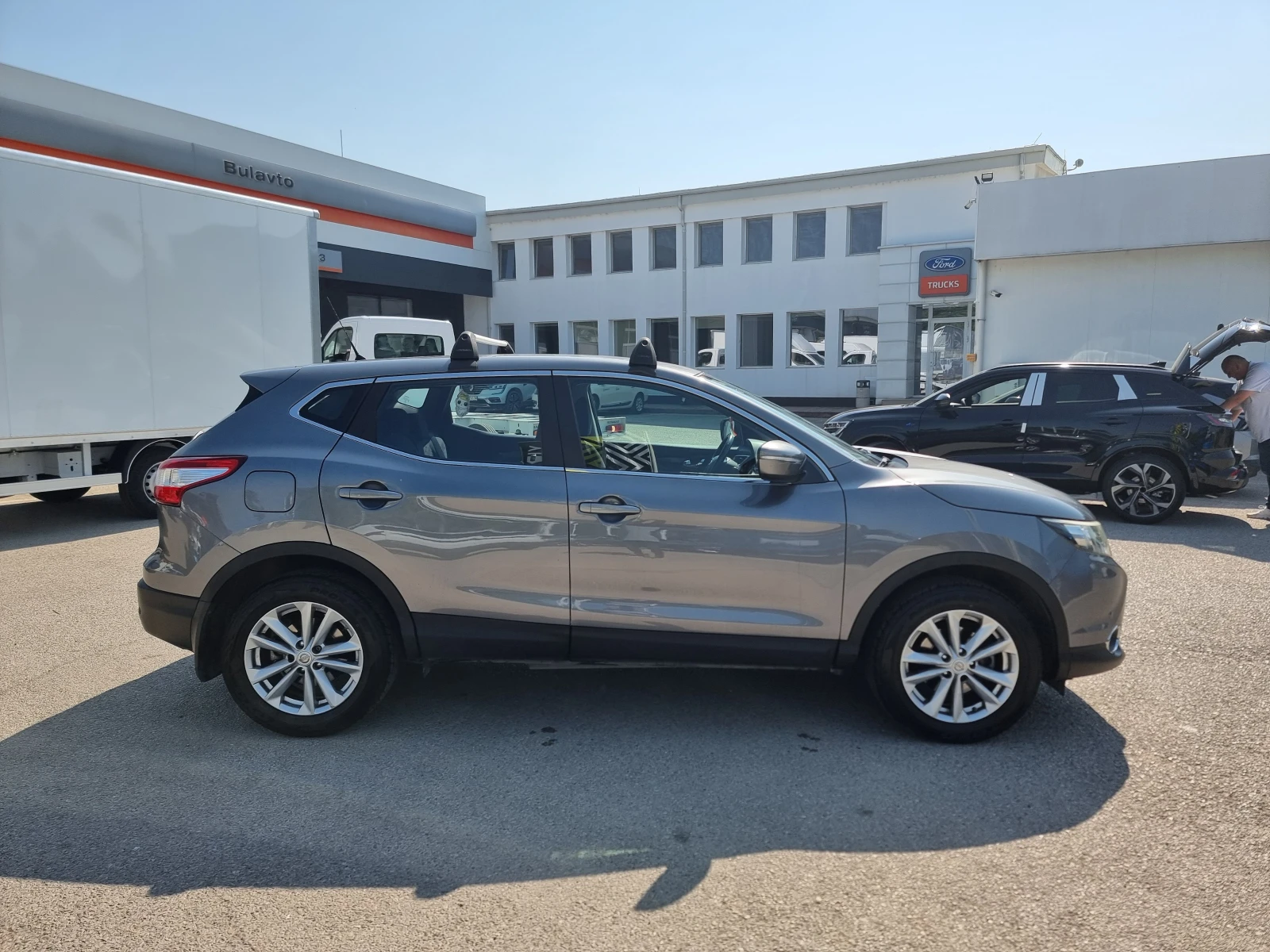 Nissan Qashqai 1.2 DIG-T - изображение 4
