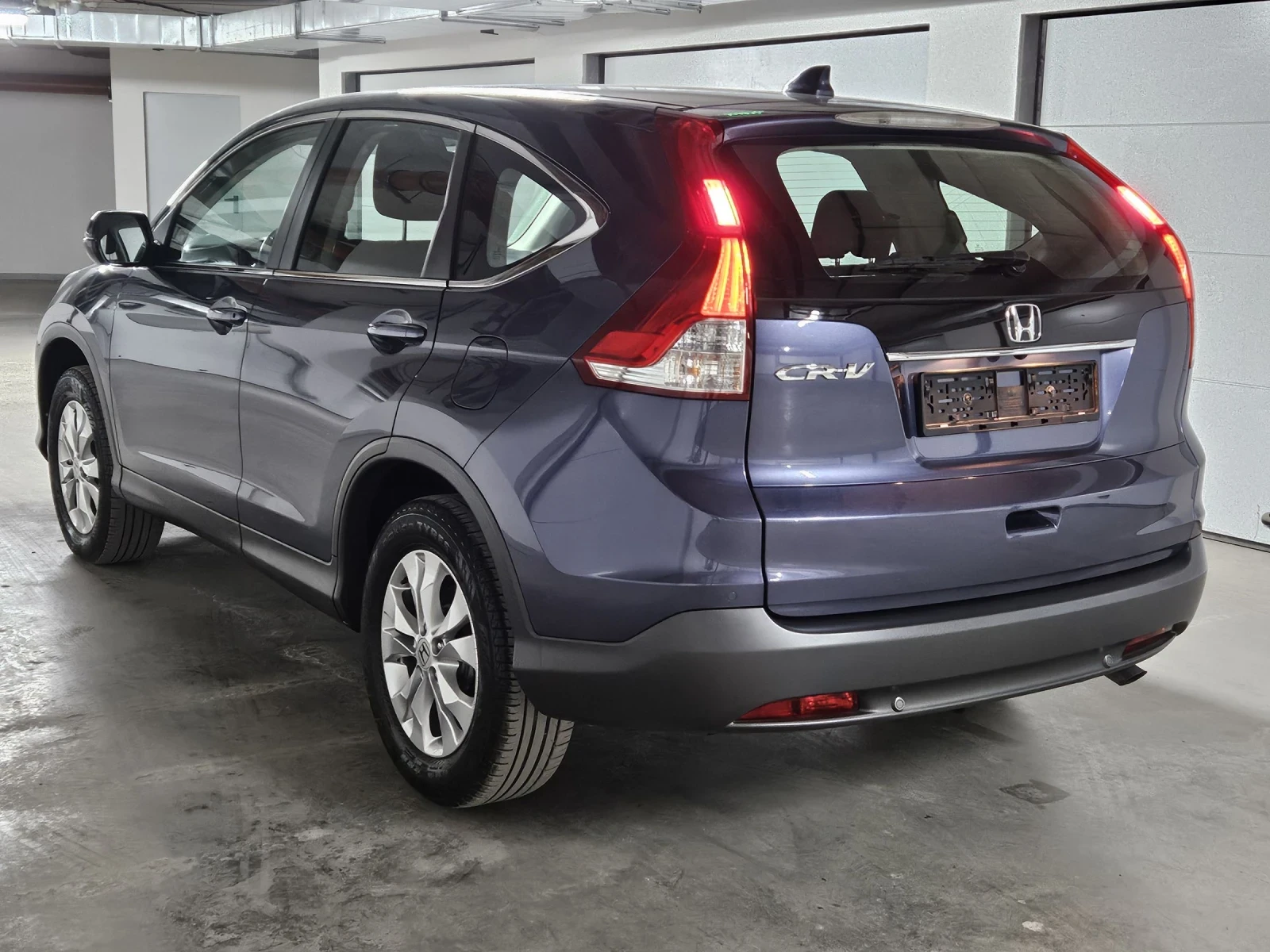 Honda Cr-v 2.0 i-Vtec 4x4 EURO 5B 145420km 8гуми с 8 джанти - изображение 5
