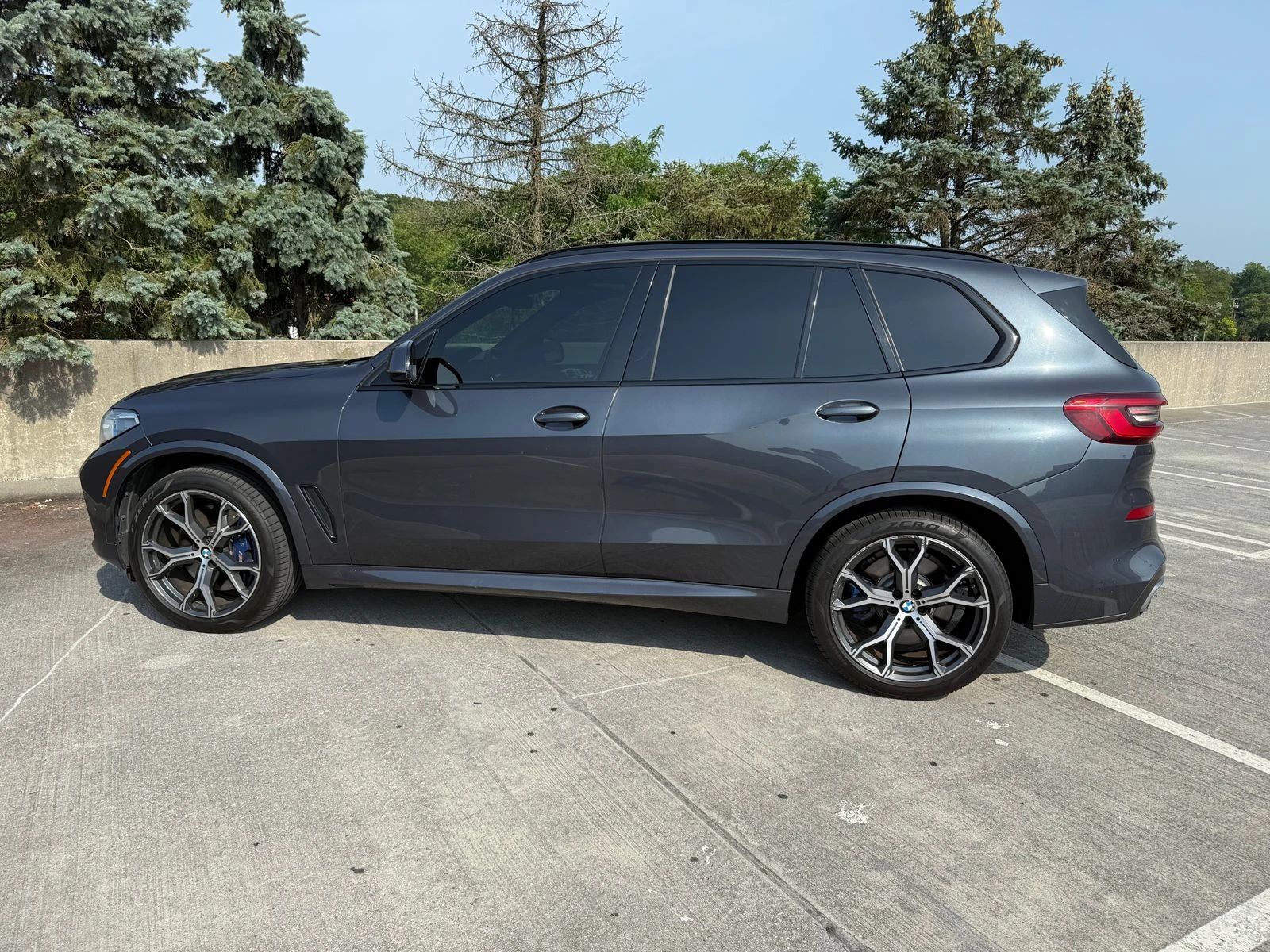 BMW X5 M* SPORT* ХЕДЪП* ОБДУХВАНЕ* ДИСТРОНИК* МЪРТВА* ТОЧ - изображение 5
