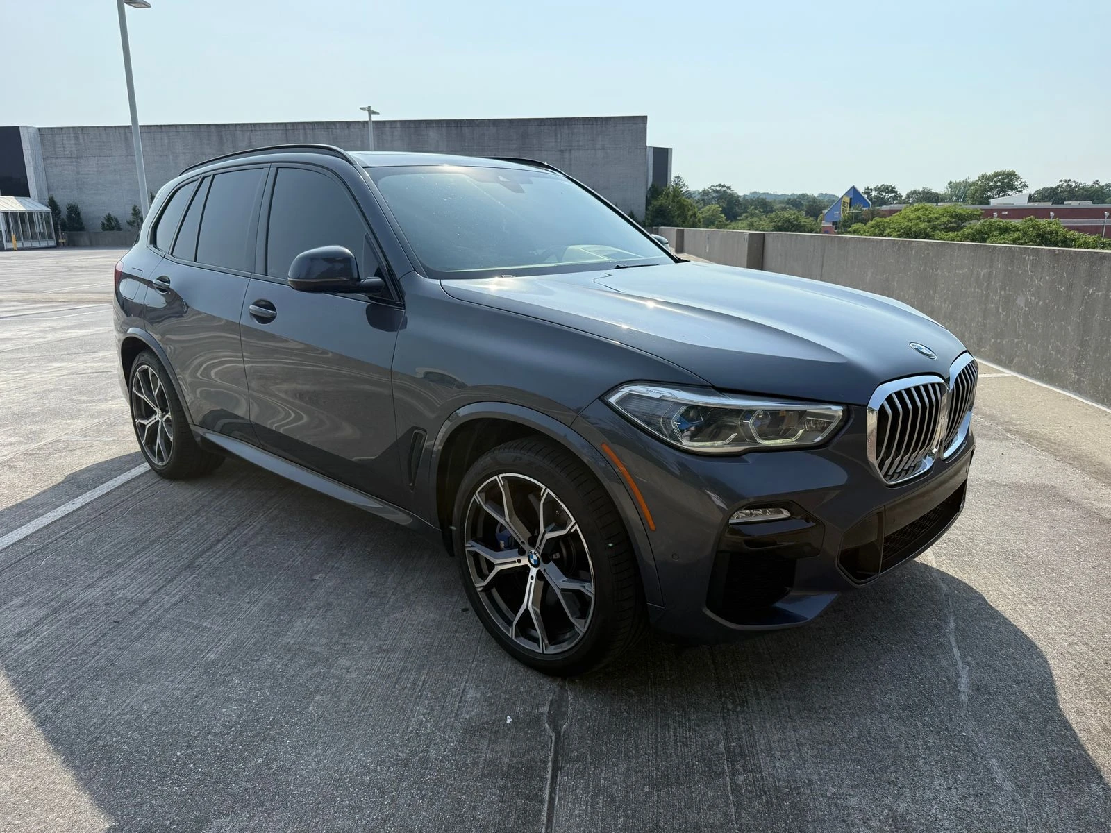 BMW X5 M* SPORT* ХЕДЪП* ОБДУХВАНЕ* ДИСТРОНИК* МЪРТВА* ТОЧ - изображение 3