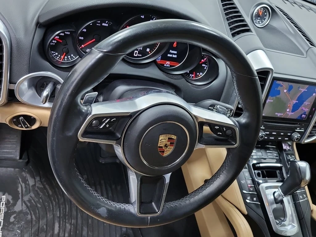 Porsche Cayenne * AWD 4DR * CARFAX * БЕЗ ПЪРВОНАЧАЛНА ВНОСКА - изображение 10