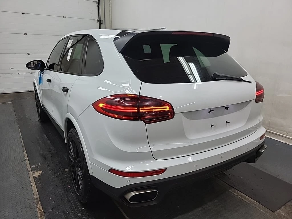 Porsche Cayenne * AWD 4DR * CARFAX * БЕЗ ПЪРВОНАЧАЛНА ВНОСКА - изображение 6