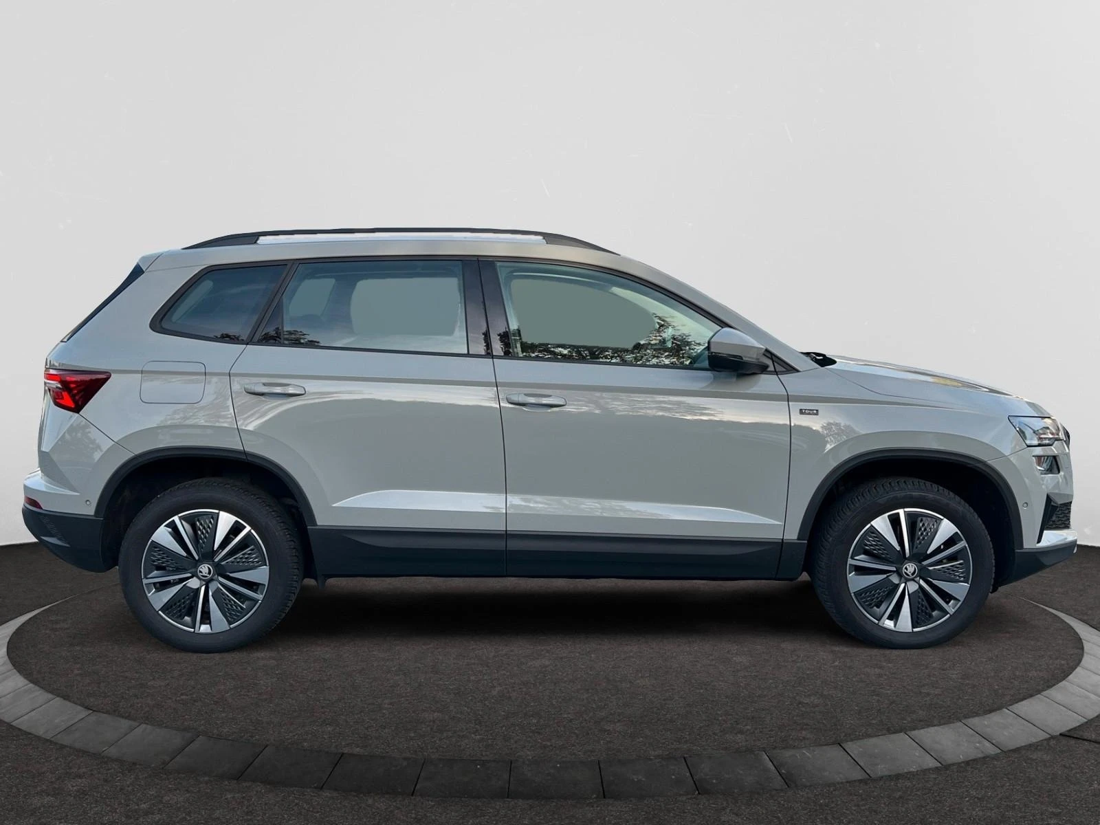 Skoda Karoq 2.0TDI* DSG* LED* NAVI* CARPLAY*  | Mobile.bg   4