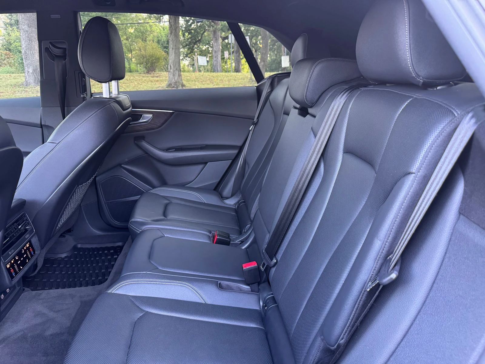 Audi Q8 3.0T* MATRIX* S* LINE* BANG* OLUFSEN* ���������* 3 | Mobile.bg � ����������� 12