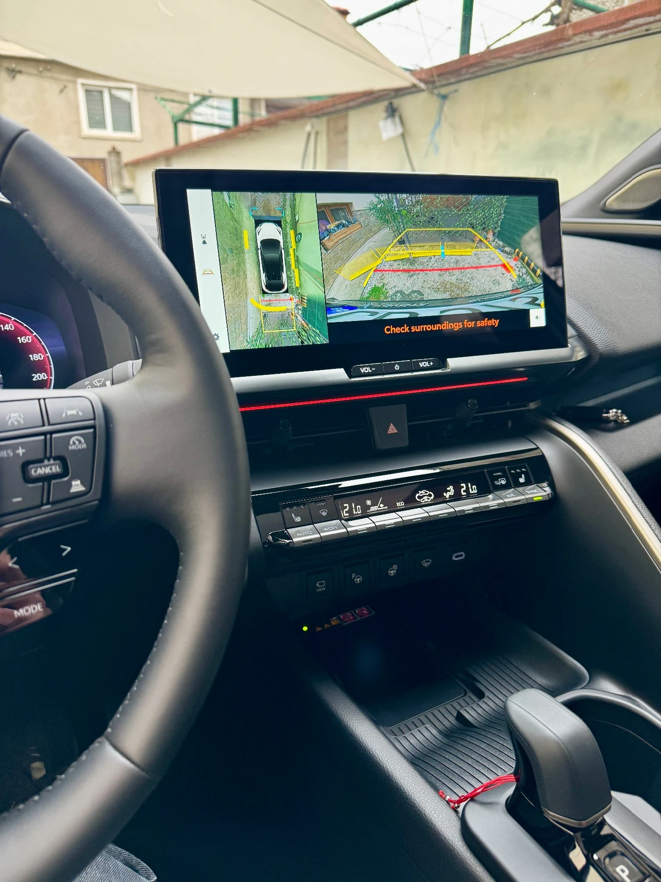 Toyota C-HR 2.0 PHEV Premiere Edition(HERO) ������� ����� � �� | Mobile.bg � ����������� 10