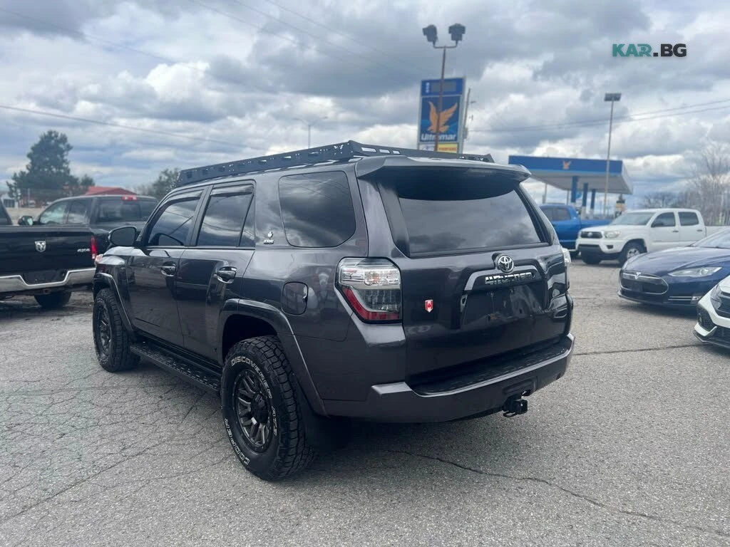 Toyota 4runner SR5 4WD/Камера/Подгрев/Нави/Кейлес, снимка 4 - Автомобили и джипове - 54573516