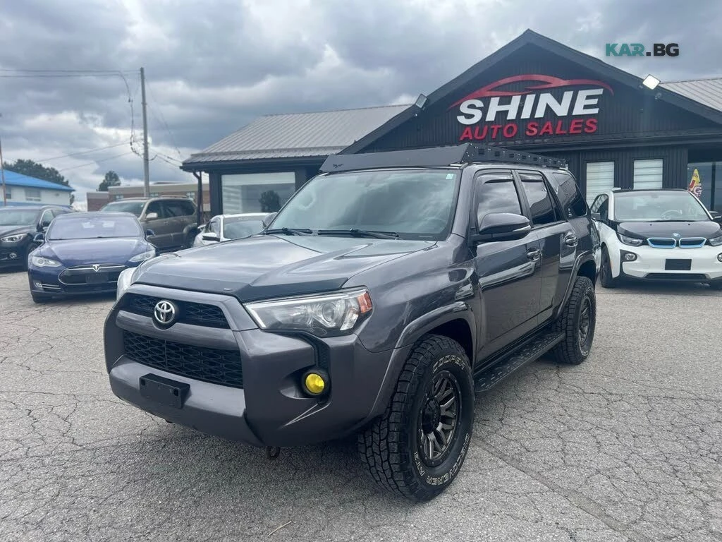 Toyota 4runner SR5 4WD/Камера/Подгрев/Нави/Кейлес