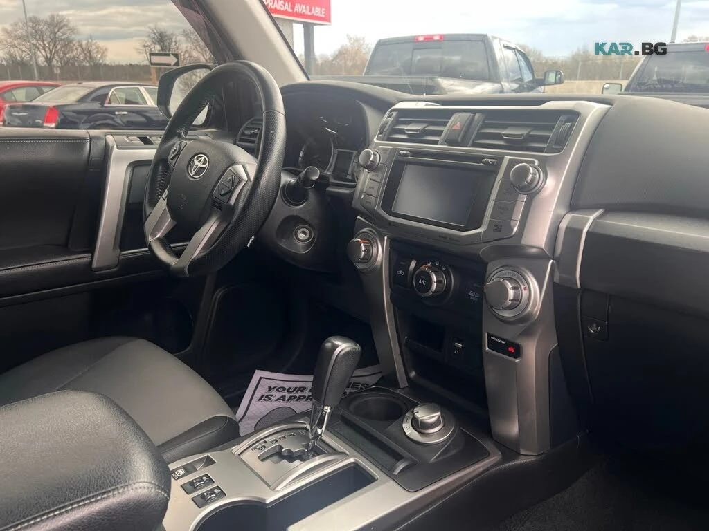 Toyota 4runner SR5 4WD/Камера/Подгрев/Нави/Кейлес, снимка 11 - Автомобили и джипове - 54573516